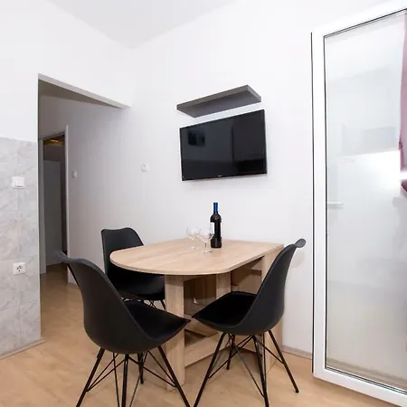 Apartment Korino - Free Private Parking - Two Big Rooms Split Exterior photo